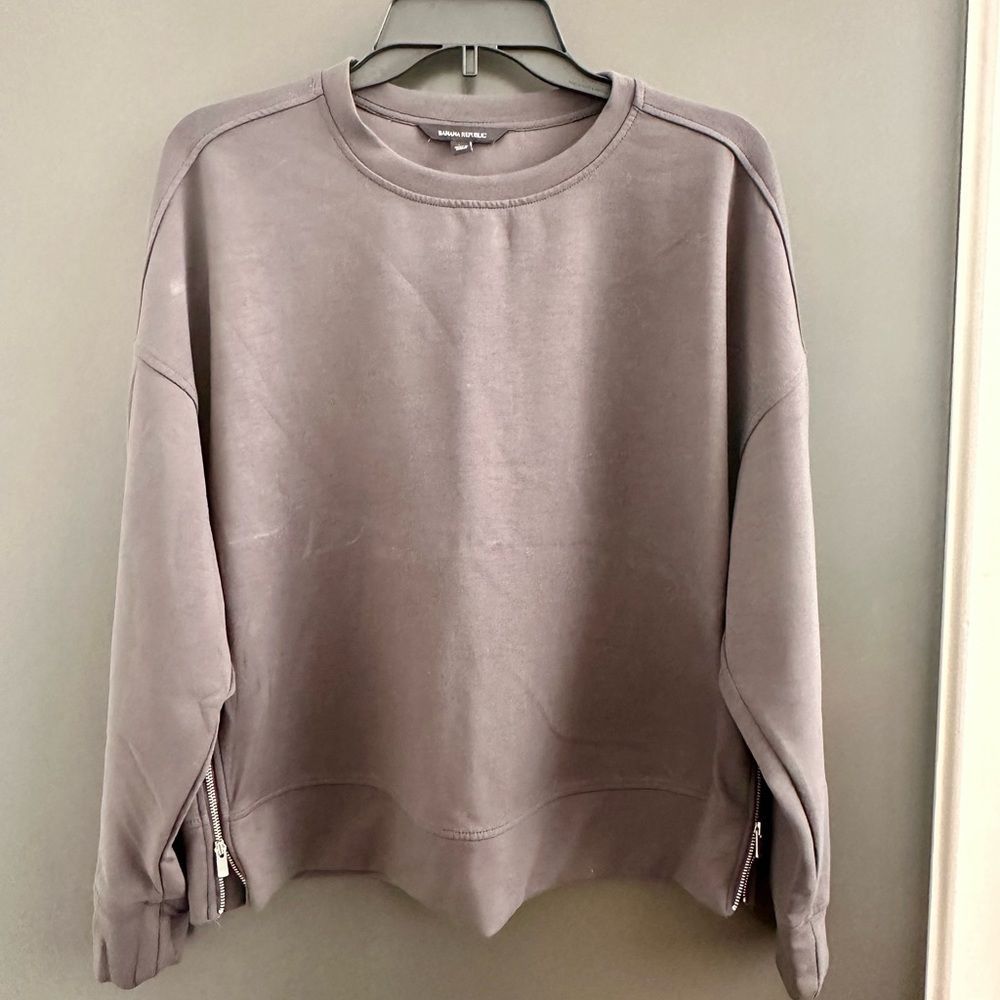 Banana Republic: soft top size Medium